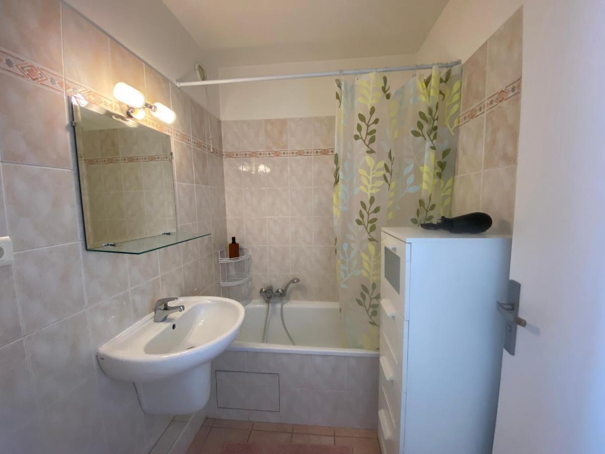 Stylish Modern Beach Studio Nice Luaran gambar